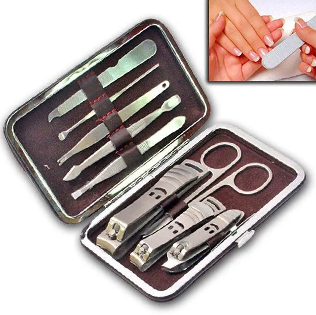 Premium Manicure Kit 9 in 1 with Leatherette Case